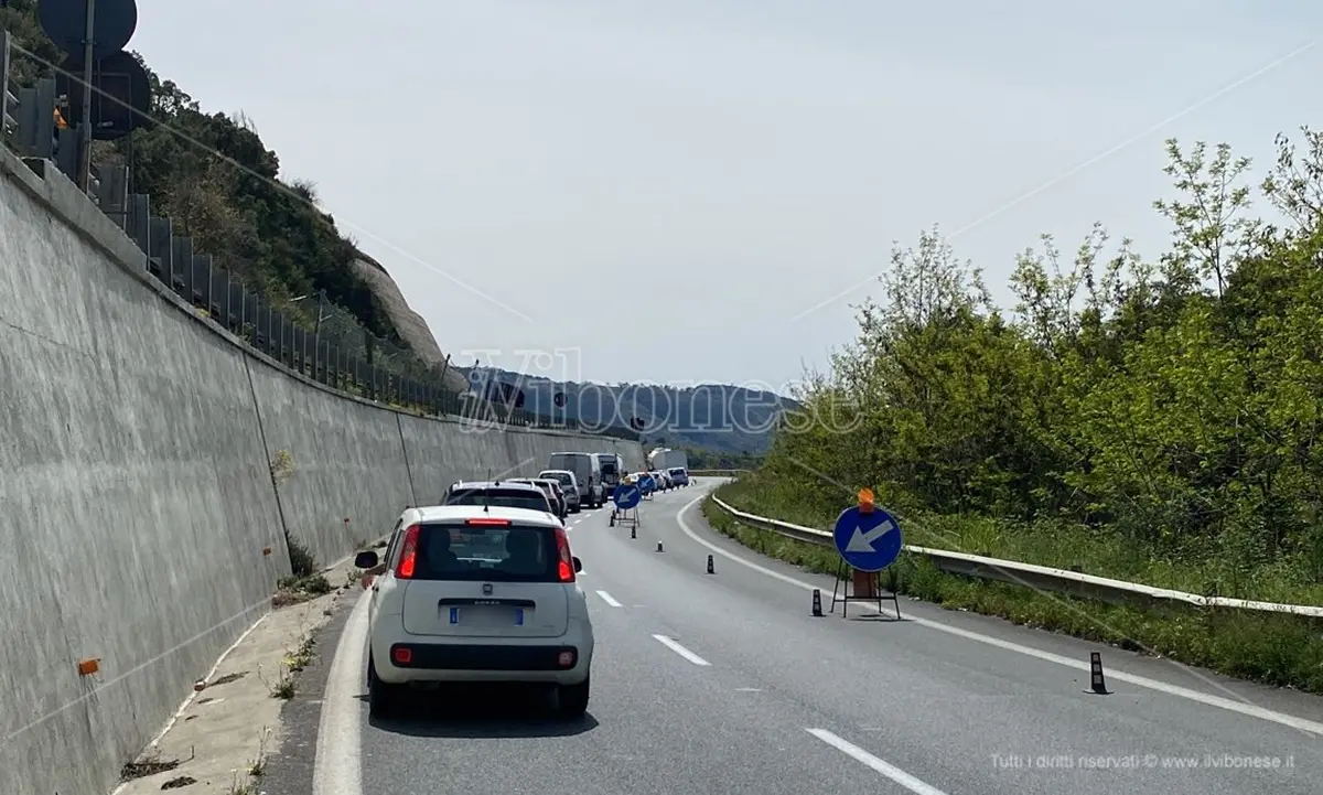 Lunghe code e disagi in autostrada tra Pizzo e Sant'Onofrio in direzione sud
