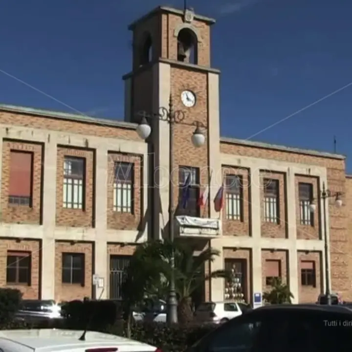 Vibo, i consiglieri del Pd: «Dissesto congelato? Problema trasferito alle future amministrazioni»