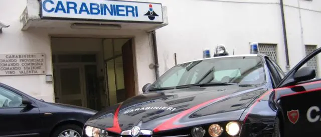 Intimidazioni: cartucce e benzina a Vibo per ditta edile e attività di autoricambi