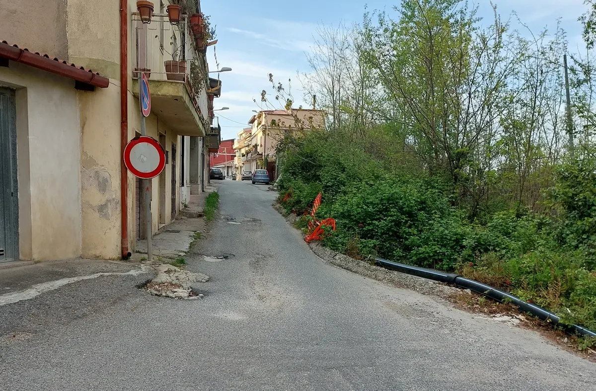 Triparni, la protesta dei cittadini per le promesse disattese dagli amministratori
