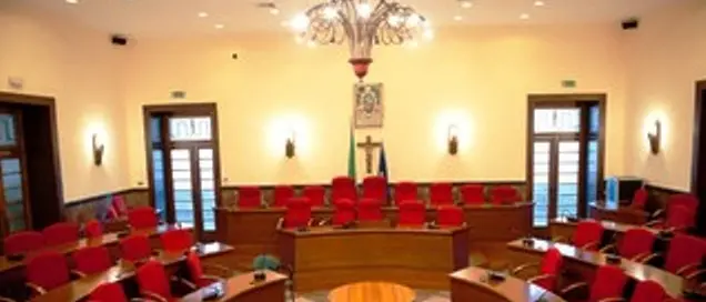 Comune di Vibo Valentia in profondo rosso: varata una conferenza dei servizi permanente