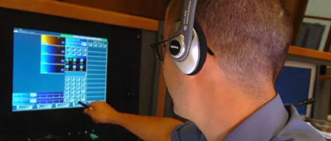 “Robin hood”: il voto di scambio per le Regionali, i buoni pasto del Comune ed i regali ai vigili di Vibo