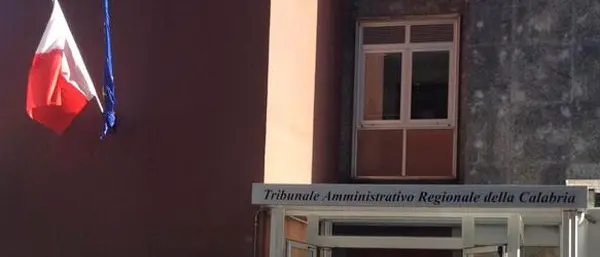 Vibo: il Tar annulla il ritiro della licenza a locale di viale Kennedy