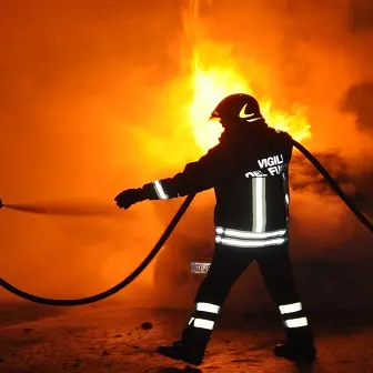 Auto incendiata a San Costantino Calabro, indagini