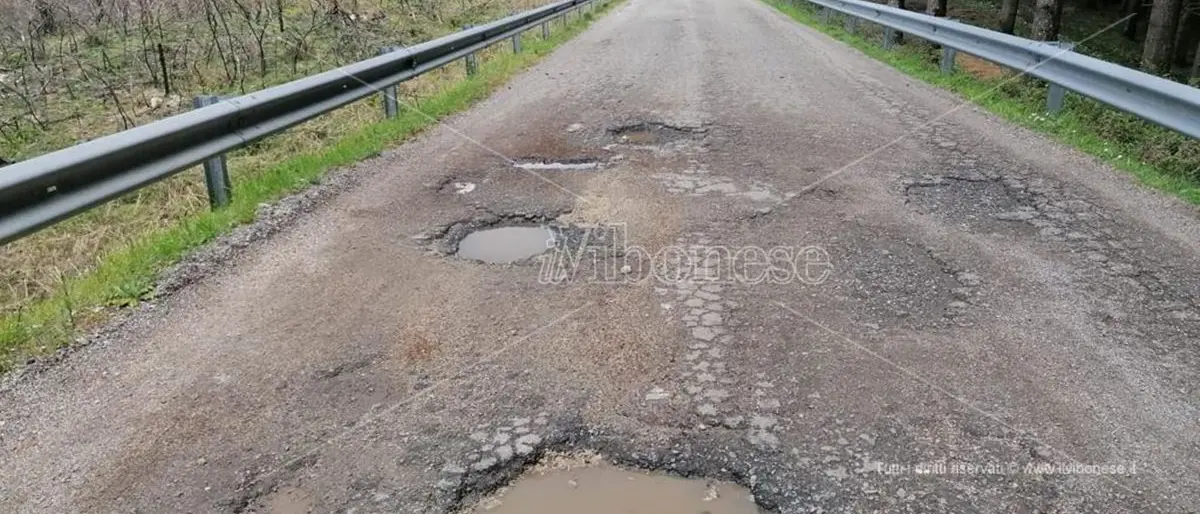 Provinciali \"colabrodo\", il sindaco di Nardodipace a Solano: «Lavori fatti male, è una vergogna»