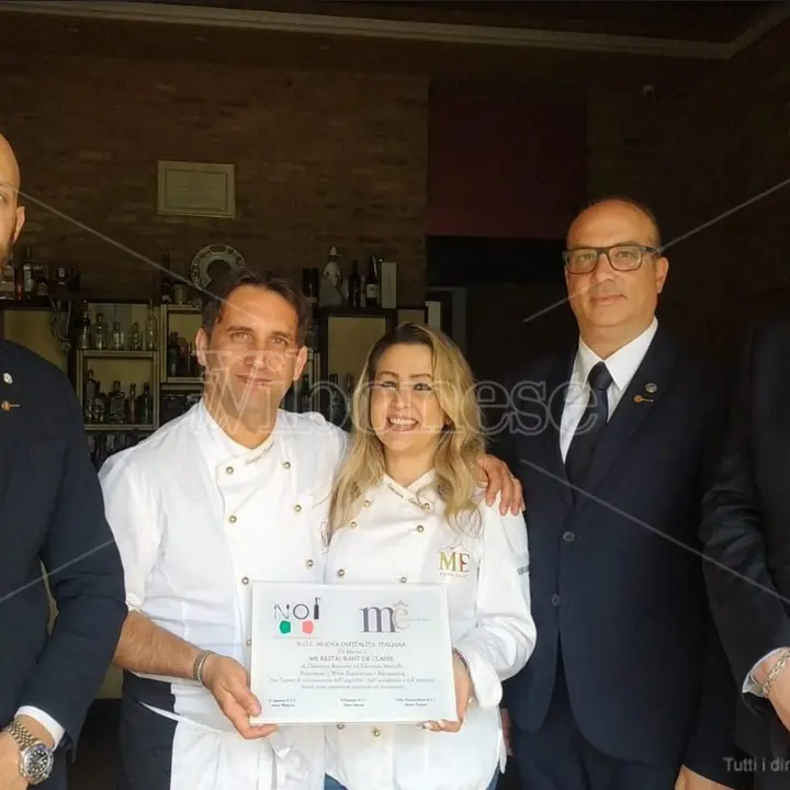 La cucina dello chef Giuseppe Romano conquista il premio dell'ospitalità e dell'italianità - Video