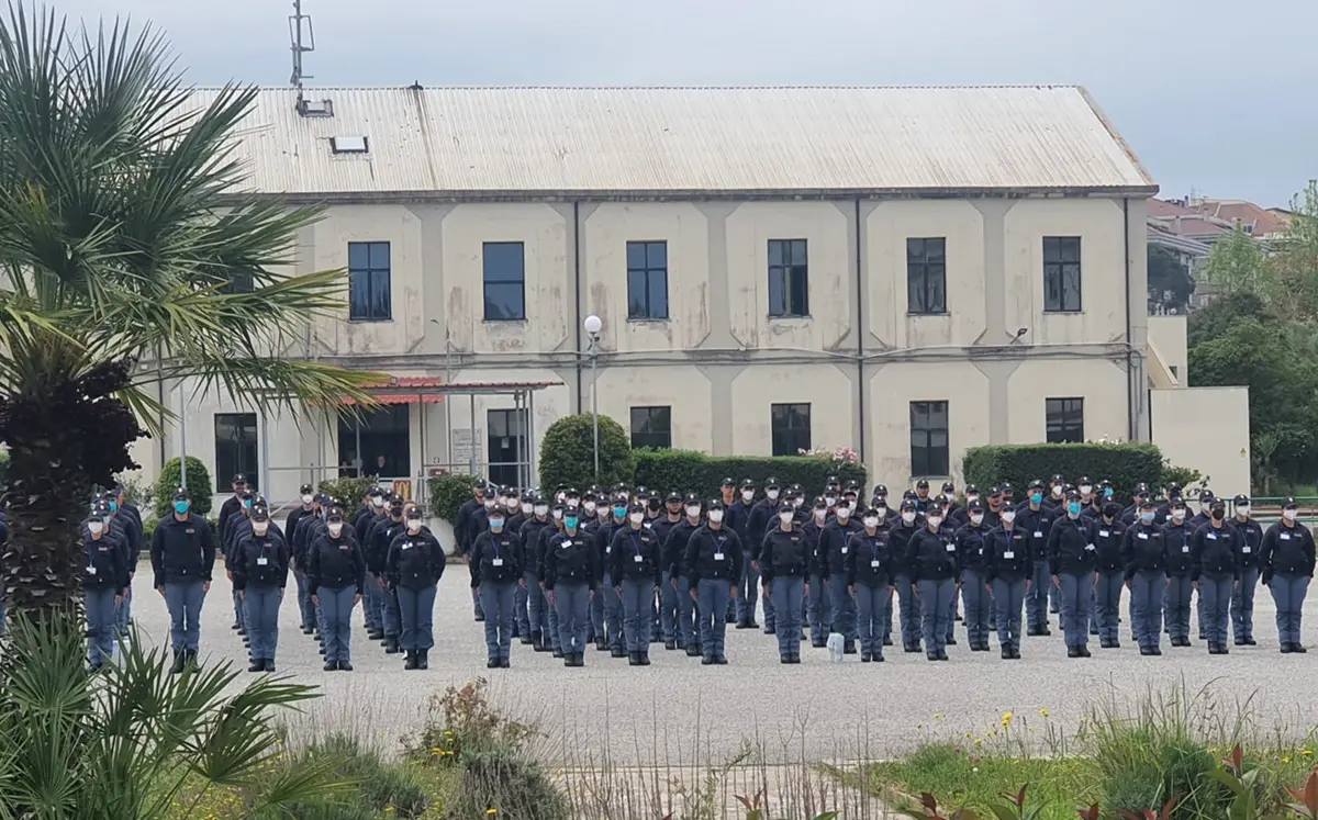 Vibo, alla scuola di Polizia il “Memorial day” per ricordare tutti gli agenti caduti - Foto