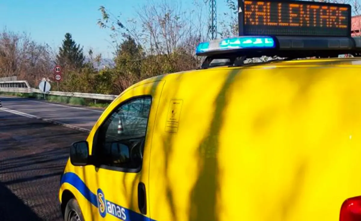Incidente stradale sull'A2 tra gli svincoli di Morano e Campotenese
