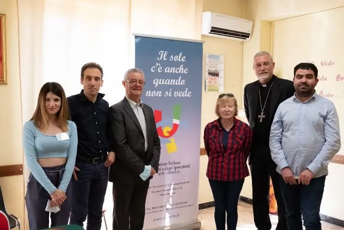 Vibo, il vescovo Attilio Nostro in visita all'Unione italiana ciechi e ipovedenti