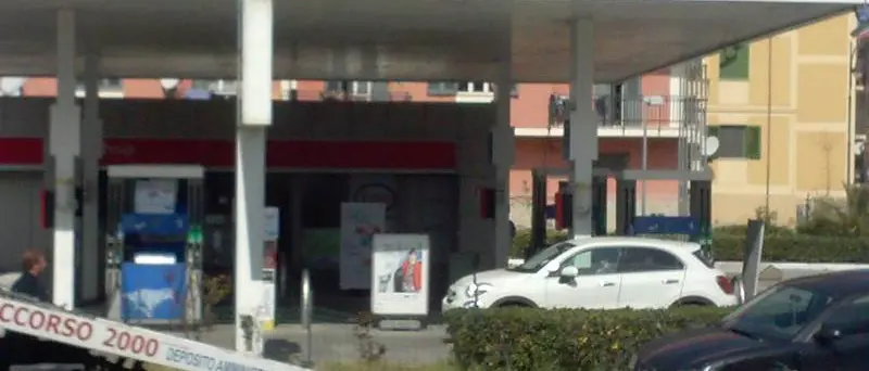 Incidente stradale a Vibo lungo la Statale 18, sul posto vigili e polizia (FOTO)