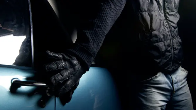 Car thief , Getty Images/iStockphoto