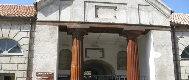 Mongiana: Comune e Pro Loco donano ad ogni famiglia il libro sulla storia dello stabilimento reale