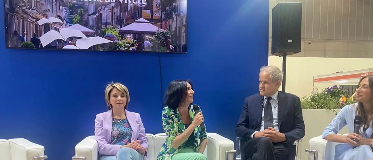 Vibo Capitale del libro passa lo scettro a Ivrea al Salone internazionale di Torino