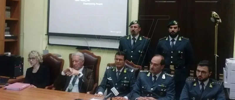 Lavori sull’A3 nel tratto Mileto-Rosarno: scoperchiato un “Vaso di Pandora” (VIDEO)