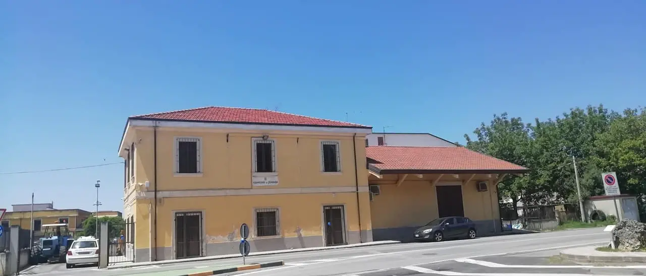 A Ionadi proseguono i lavori di installazione della rete Wifi gratuita