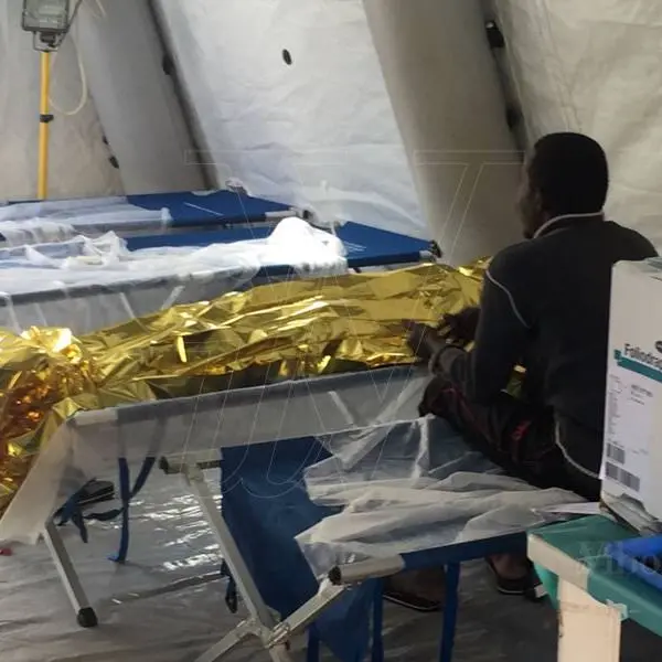 Con i barconi dei migranti affonda anche la nostra umanità
