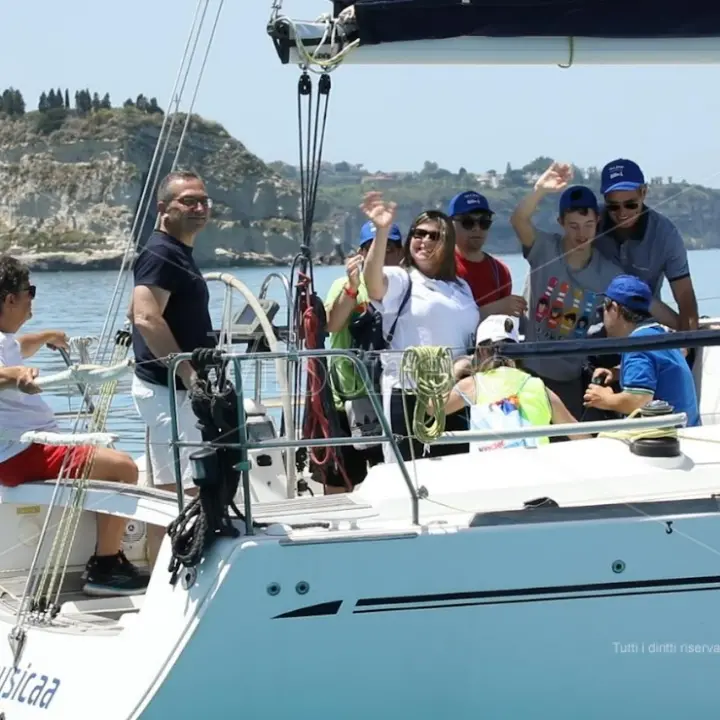 Oltre la disabilità, a Tropea ragazzi speciali protagonisti del Vela day -Video