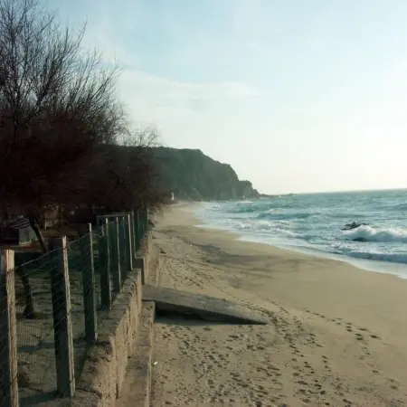 Furto di sabbia a Capo Vaticano: due arresti (NOMI)