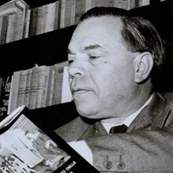 Corrado Alvaro e i comizi: lasciamo la letteratura fuori dalla propaganda\n