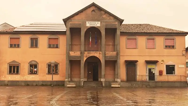 Spadola senz'acqua, la minoranza insorge: «Il Comune non fa nulla per risolvere quello che rappresenta un inaccettabile disservizio»