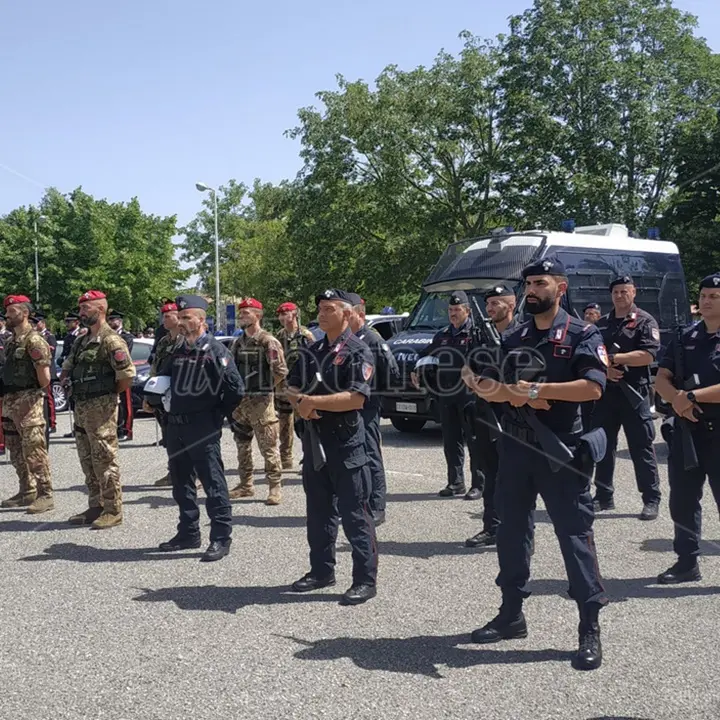 L’anniversario dell’Arma a Vibo, il colonnello Capece: «Noi e le vittime di mafia un'unica famiglia» - Video