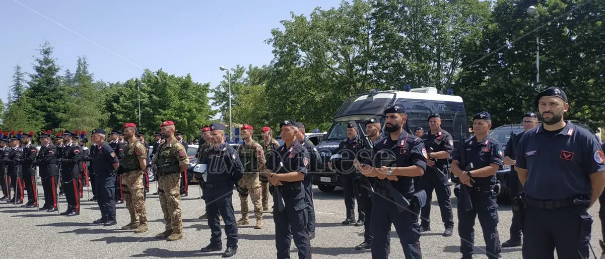 L’anniversario dell’Arma a Vibo, il colonnello Capece: «Noi e le vittime di mafia un'unica famiglia» - Video