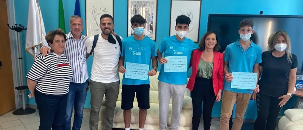 Tre studenti del Liceo Berto di Vibo Valentia alle finali nazionali di Orienteering