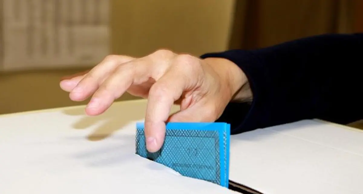 Il centrosinistra accelera, ecco il regolamento delle Primarie: l’impegno per l’unità della coalizione e i paletti per gli “ultimi arrivati”\n