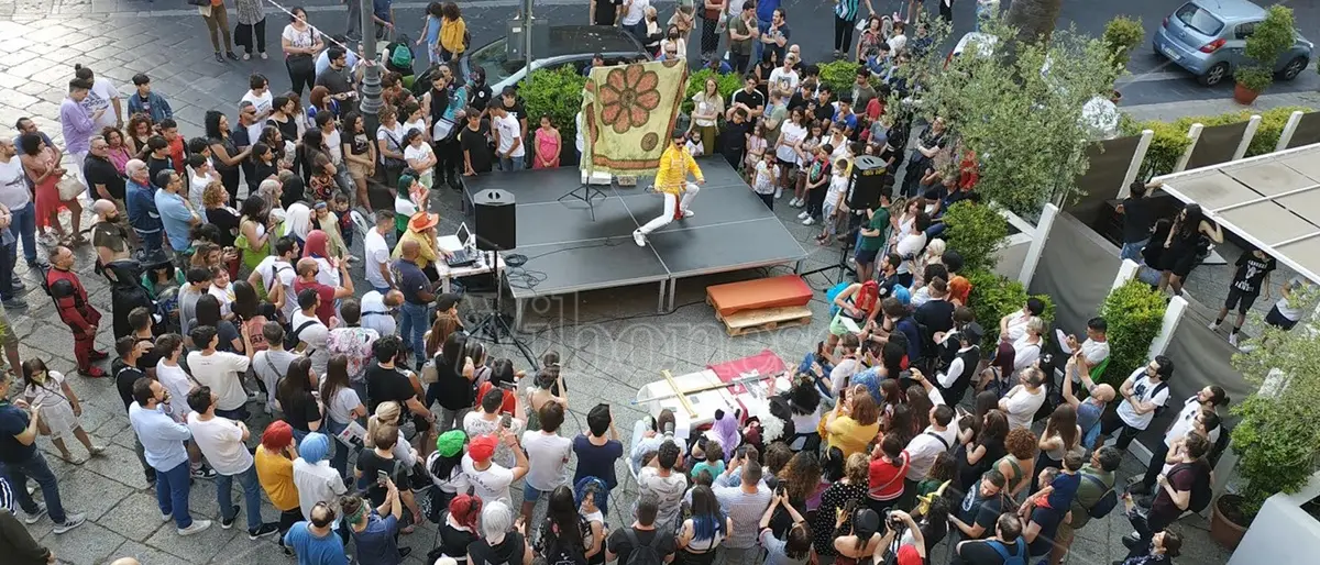 La fiera del fumetto, arte e cosplay incanta Vibo Valentia -Video