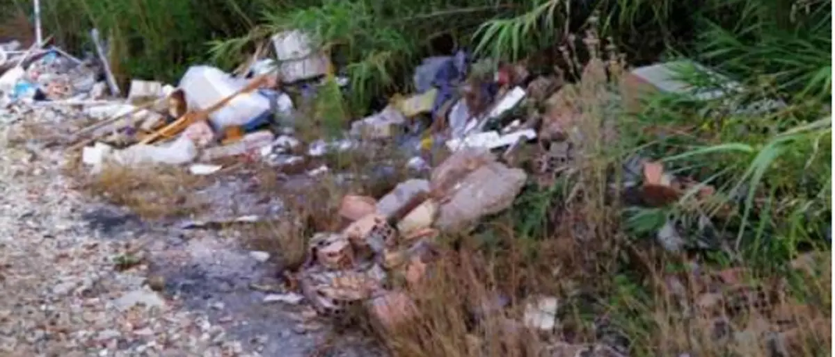 Abbandono di rifiuti a Portosalvo, esposto al sindaco di Vibo