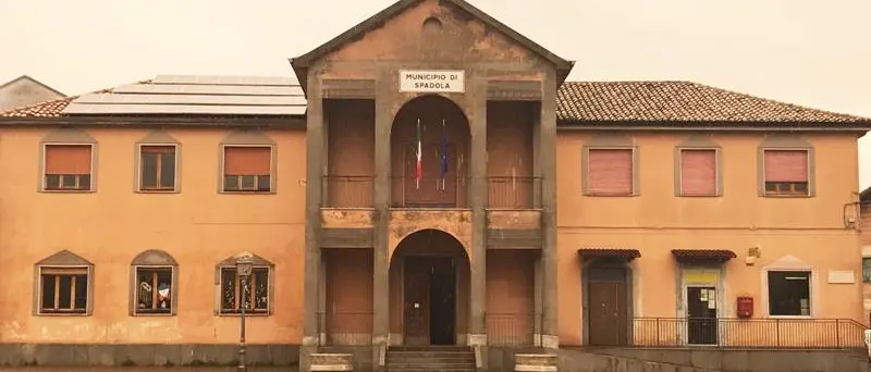 Raccolta dei rifiuti, il Comune di Spadola mette al bando i sacchi neri