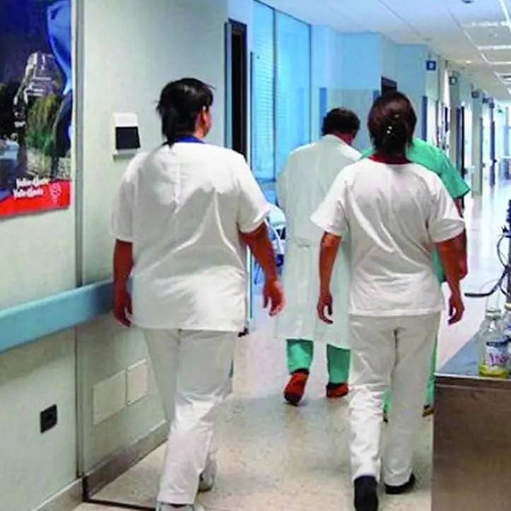 Carenza di personale e servizi in bilico, l’Asp di Vibo proroga oltre 100 contratti: ecco chi lavorerà ancora