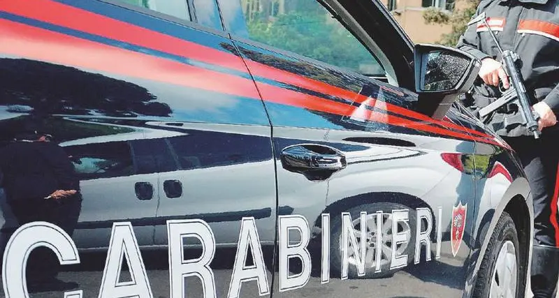 Reggio,\u00A0minacce e video hot per estorcere denaro: i Carabinieri arrestano una donna\n