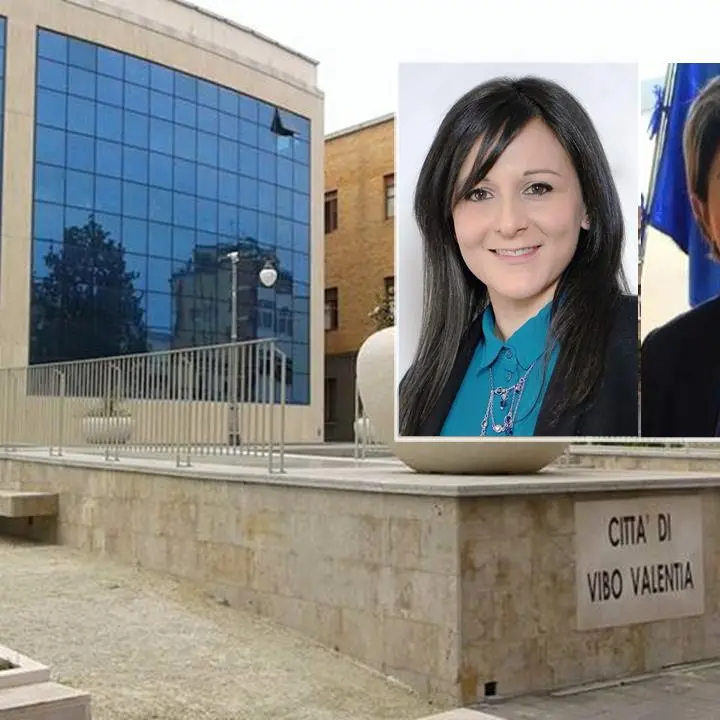 Lavori in Piazza Municipio, Gioia: «Amministrazione comunale inadeguata»