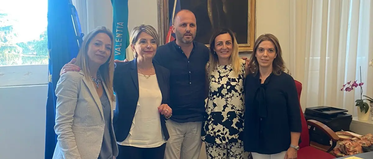 Comune di Vibo, chiusa la crisi: il sindaco ufficializza la nuova giunta