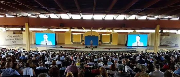 Francavilla Angitola, attesi migliaia di testimoni di Geova per il congresso estivo