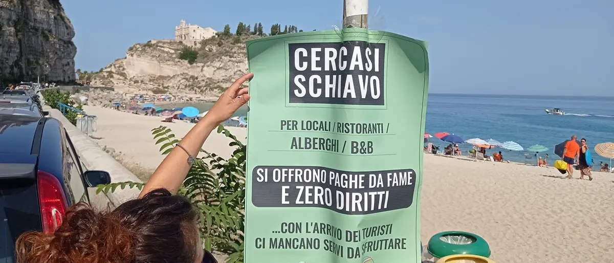 A Tropea, Vibo Marina e Bivona pubblici manifesti contro lo sfruttamento del lavoro