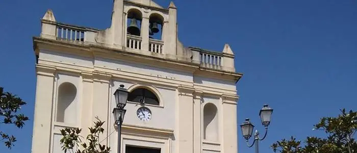 Furto sacrilego a Filandari, sottratte le offerte dei fedeli nella chiesa della Misericordia