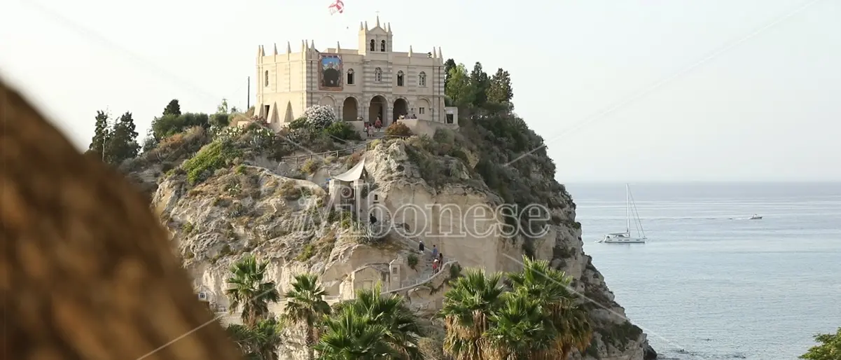 Alla Provincia di Vibo la presentazione del progetto “Calabria, terra dei padri” promosso dalla Regione