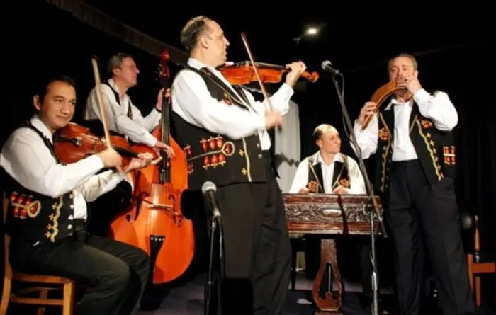 L’Orchestra tzigana di Budapest incanta il pubblico di Tropea