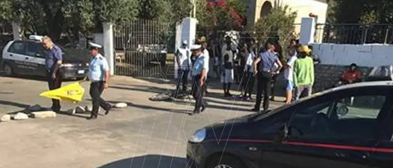 Ritardi nei pocket money, esplode la protesta dei migranti a Joppolo