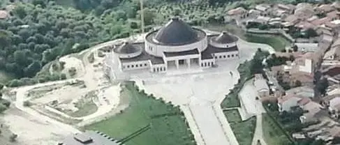 I finanziamenti alla Fondazione di Natuzza e le inchieste dei magistrati