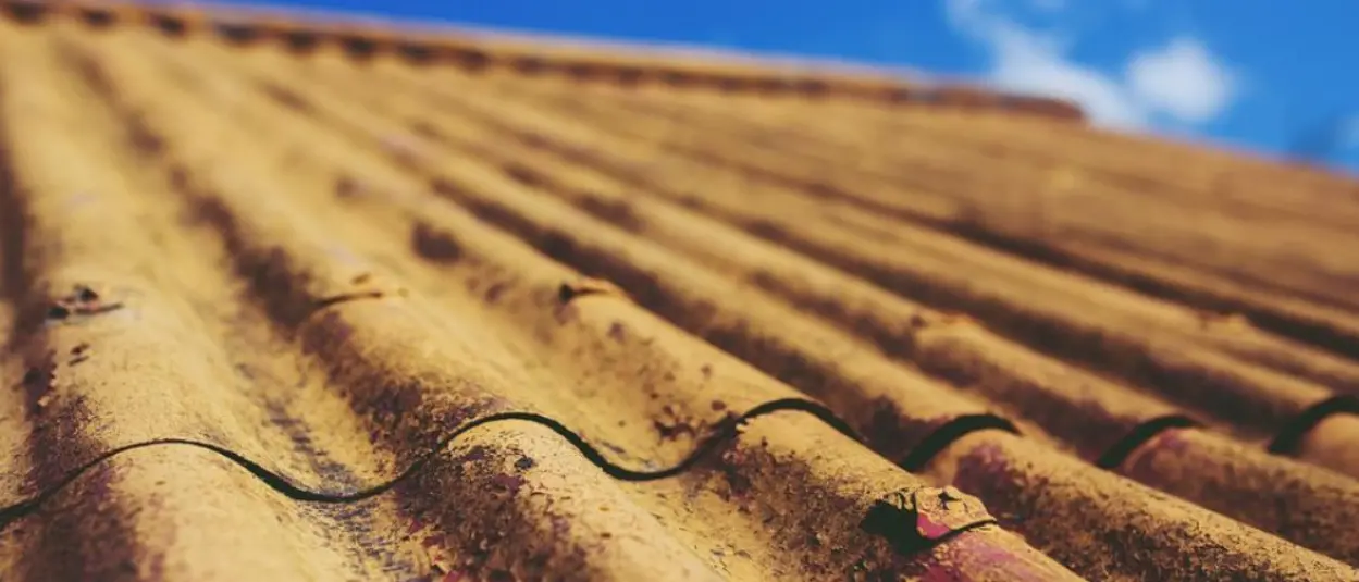 Il Comune di Vibo riattiva la convenzione con lo Sportello Amianto, servizio gratuito per i cittadini: ecco come funziona