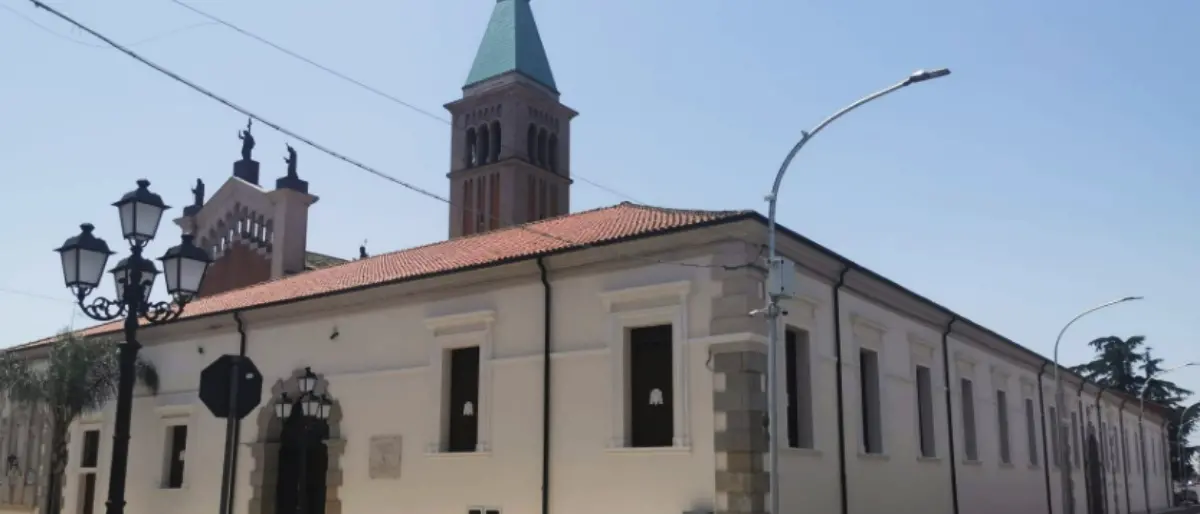 Mileto, dopo il restauro il palazzo vescovile torna agli antichi splendori