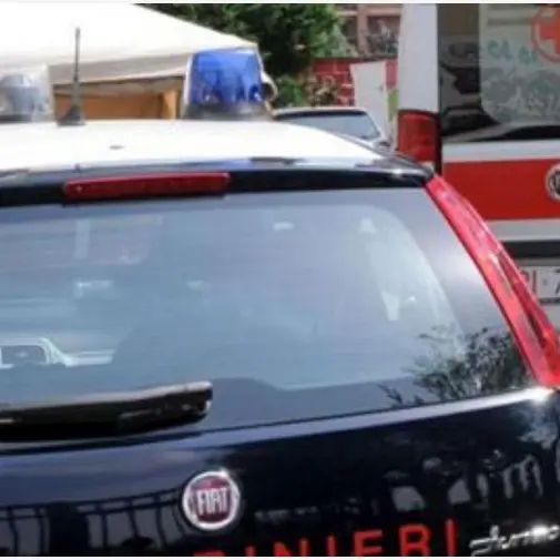 Incidente stradale nel Vibonese, 32enne si schianta con l’auto contro un muro