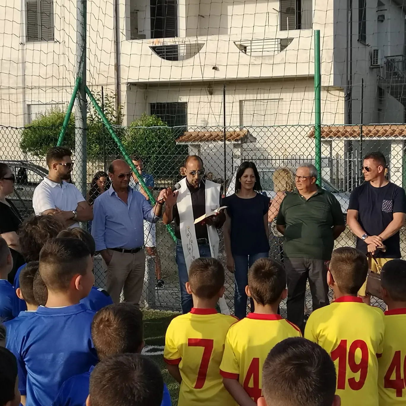 Mileto, a Comparni il nuovo campo di calcetto riconsegnato alla cittadinanza