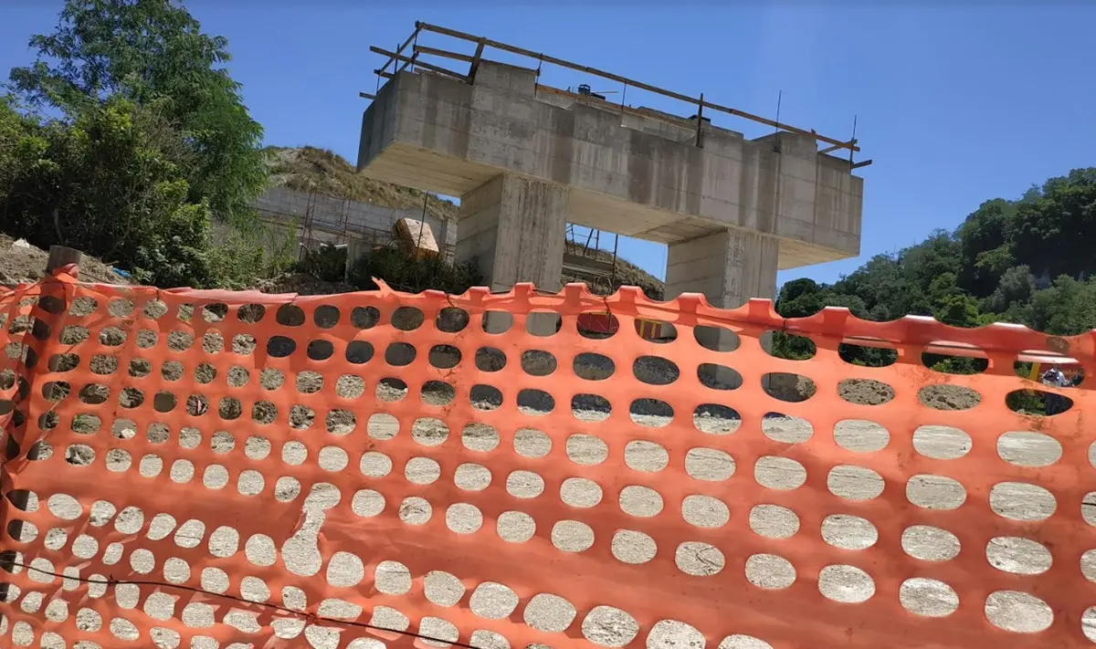 Eterne incompiute nel Vibonese: ripartono i lavori della variante di Caria - Video