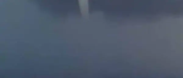 Spettacolare tromba marina davanti a Tropea, il video impazza sul web (GUARDA)