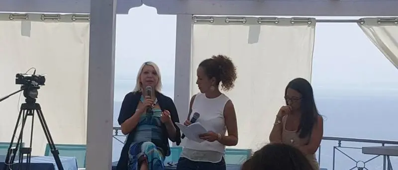 “Omofobi del mio stivale”, a Ricadi l’iniziativa contro le discriminazioni (VIDEO)