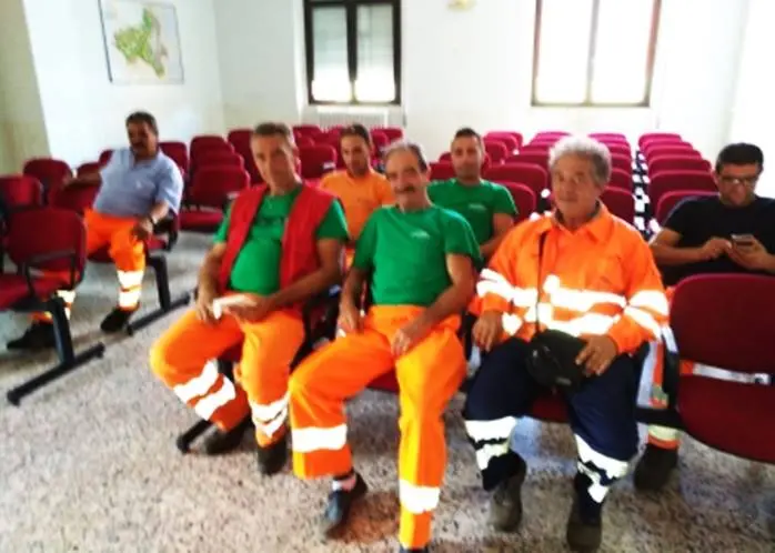 Mileto, operai della ditta Muraca in sciopero per il mancato pagamento degli stipendi